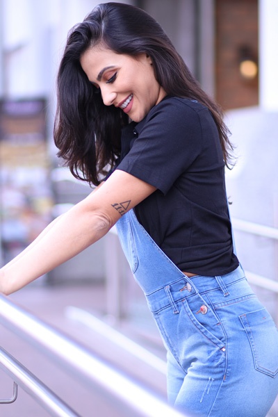 Jardineira Jeans